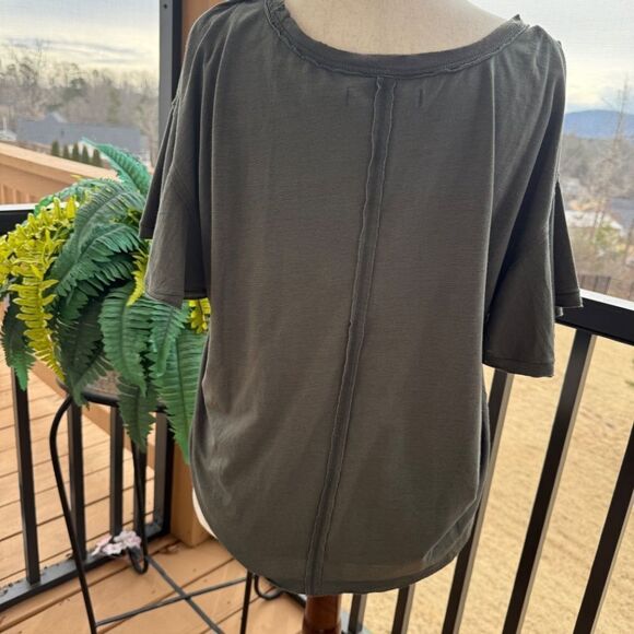 FREE PEOPLE ARMY GREEN BLOUSE LG - Picture 2 of 7
